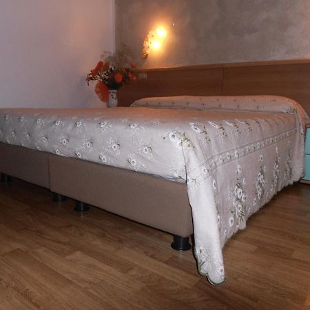 Locanda Ridevert Hotel Tione di Trento Room photo