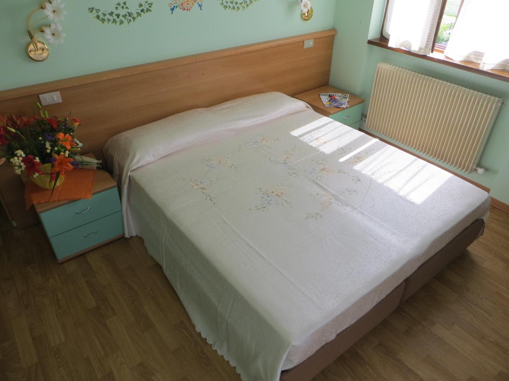 Locanda Ridevert Hotel Tione di Trento Room photo